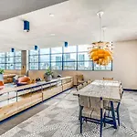 Sentral 1Br Apt With Den In Wynwood