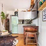 The Cozy Villa-Private Parking