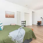 Home Miami Downtown With Balcony - 5 Minutes From Wynwood & Port - Art District Near Beach