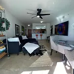 Comfortable Room In The Brickell City Center Area