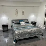 Cozy Triplex Centrally Located