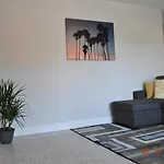 Sleeps 8, Havana Nights In Miami