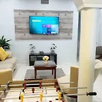 Amazing & Cozy Duplex Near Zoo Miami !