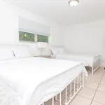 One Bedroom Apartment - With Parking & Balcony - Heart Of Wynwood
