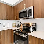 New 2Bed/2Bath Next To Jackson Memorial Hospital