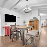 Casa Santorini - Chic 4 2 Near Grove & Brickell