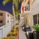 Beautiful Apartment In The Heart Of Miami Apt 3