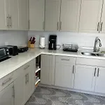 Main House 3 Bed 2 Bath & Guest House 1 Bed 1 Bath