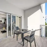 Subtle 2 Bed In Edgewater Downtown With Free Parking