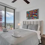 Amazing 2 Bd Downtown Miami Mins From Brickell With Free Parking