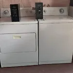 Cozy Private House Near Miami Airport - Free Parking - 01