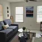 Guest House Near Downtown Miami