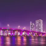 Ludge By Miami Airport