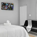 Beautifully Designed Studio In Miami