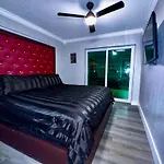 Luxury Home 5 Minutes From Stadium