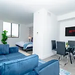 King Bed Brand New Oasis Minutes To Brickell