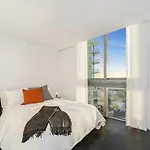 Stunning Upper Penthouse With Private Rooftop Pool