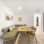 Modern Stylish Apt 2Br-2Bth
