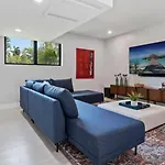 Peacefull House With Pool