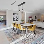 Peacefull House With Pool