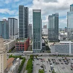 Stylish 1Bd Penthouse - Bay View