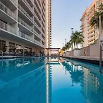 Relax And Stunning View 20Th Floor Views