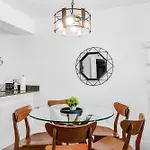 Condo Stylish And Minimalist W Highlights Amenities!