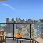 Stylish Studio - Amazing Amenities & Pool