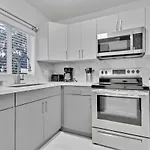 Celeste House Enjoy Caribbean 2 Bedroom Apt