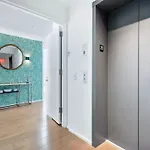 Sky Home With Bay Views In Miami Edgewater
