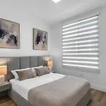 Brand-New 2Br- 2Ba Near Brickell