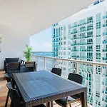 Amazing 2 Bedroom Apt At Brickell, Free Parking