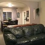 Modern 3/1 House Close To Beaches And Midtown