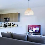 Outstanding Townhouse 18 Min From The Beach - Th2