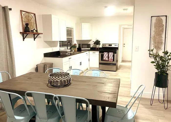 Modern Home Near Wynwd Mia Design District Beach