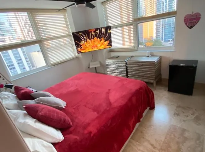 Comfortable Room In The Brickell City Center Area