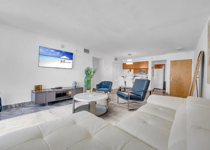 Luxury 2 Bedrooms Brickell Bay Apartment
