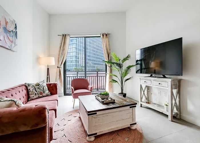 New 2Bed/2Bath Next To Jackson Memorial Hospital