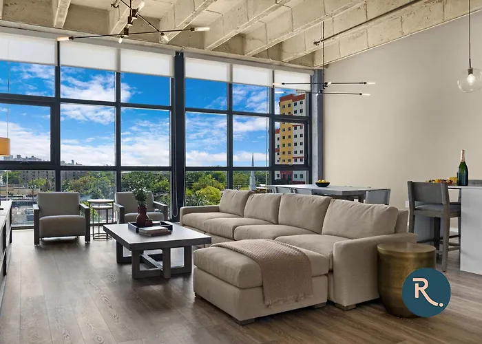 Roami At Little River Lofts