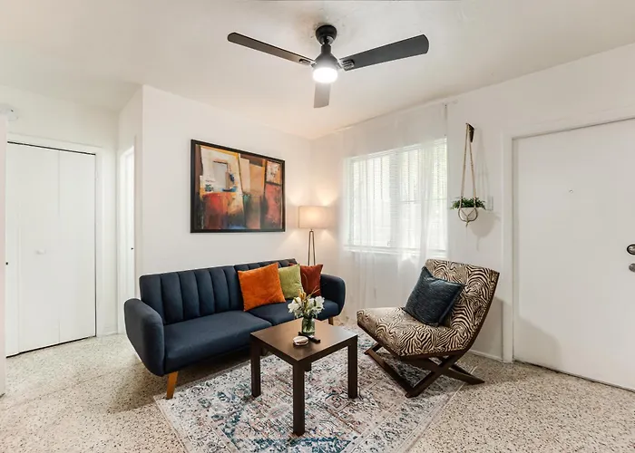 Cozy 1 Bed Retreat In Miami Few Mins To Brickell