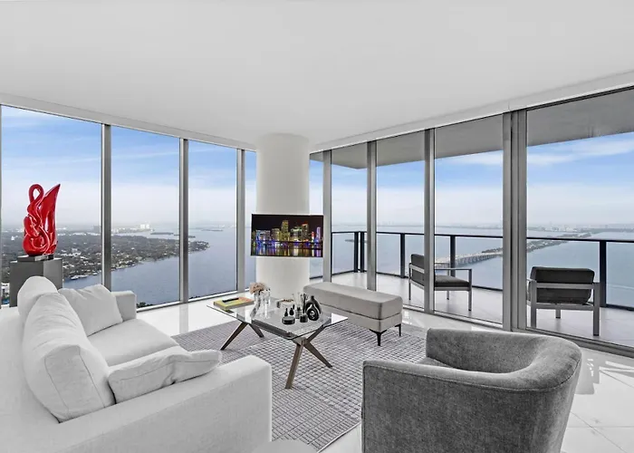 Luxury Corner Unit With Stunning Bay Views Miami