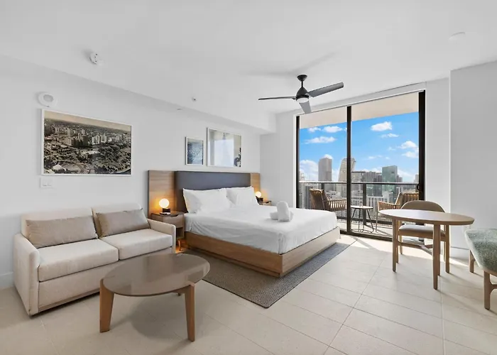 Luxury Studio On 47Th! Floor In Downtown Miami