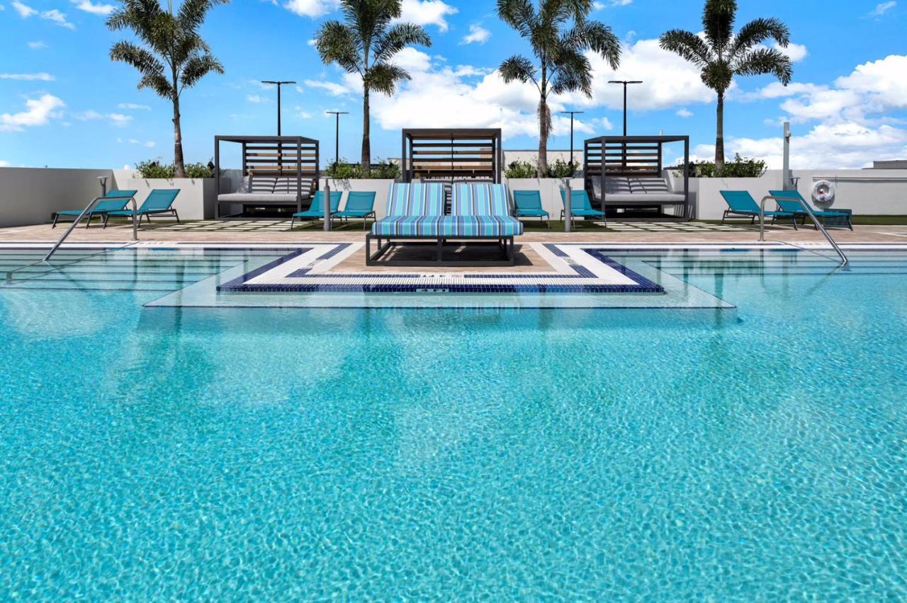 Apartment Luxury In Downtown Doral *