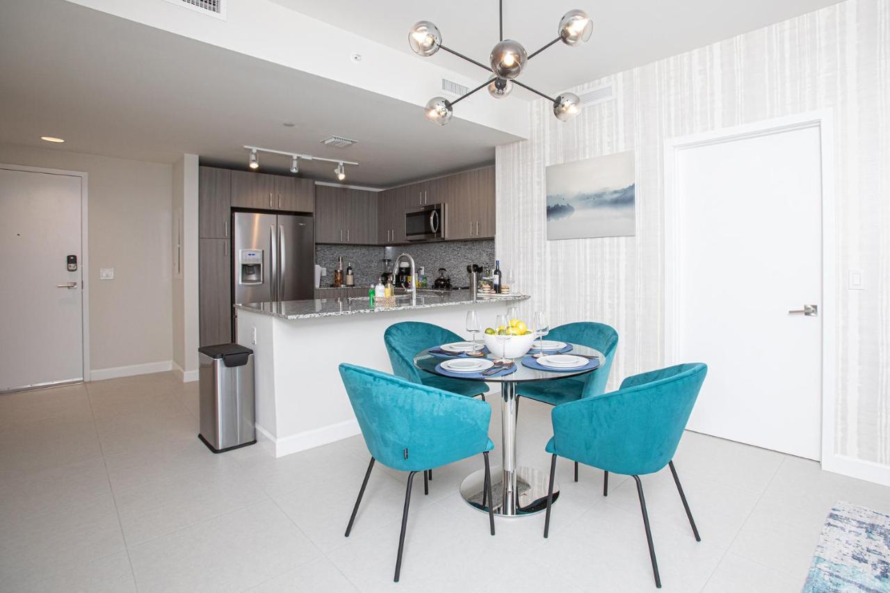 Apartment Luxury In Downtown Doral *