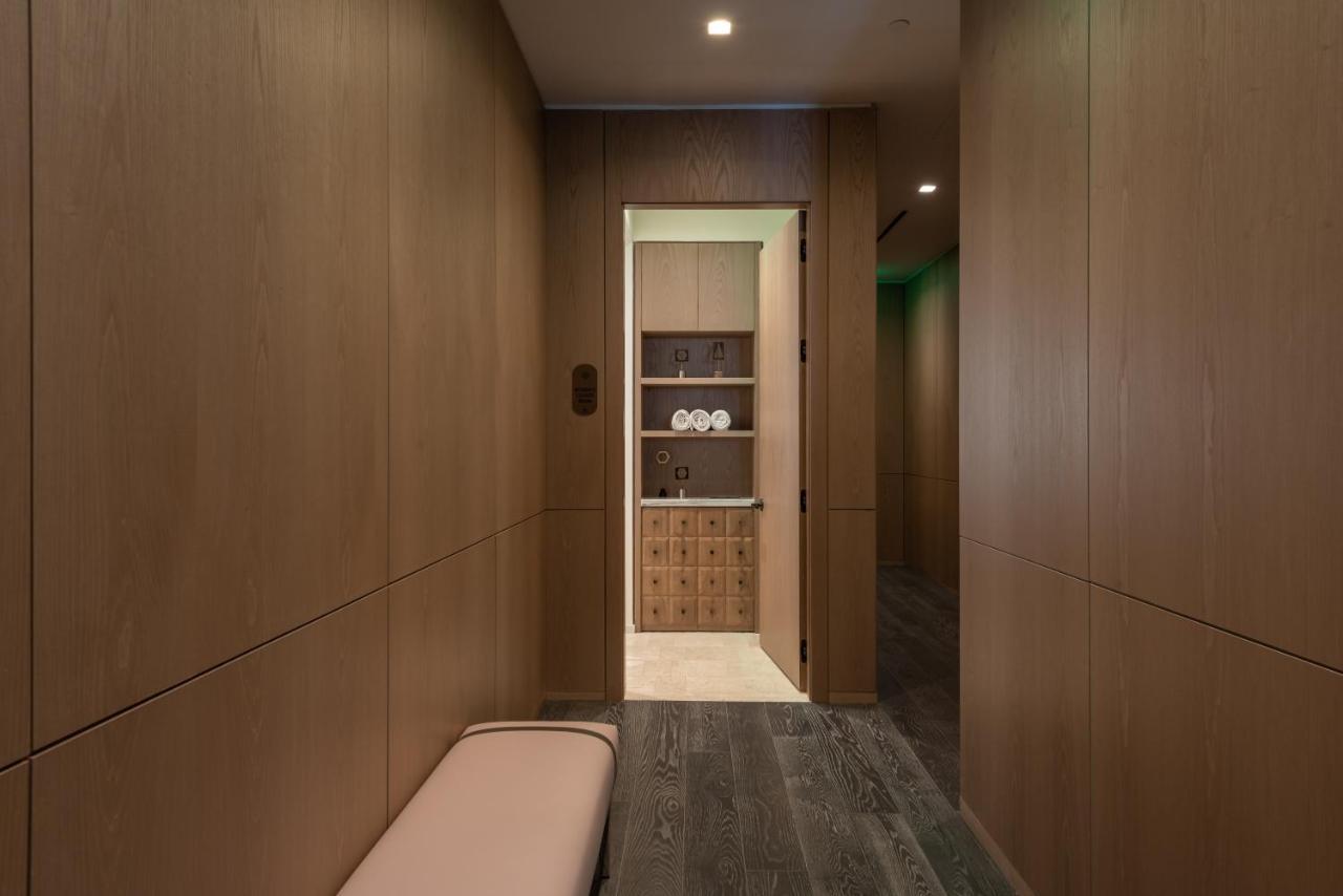 812 Located At Sls Lux Brickell, Managed And Operated By And The Beaches Miami