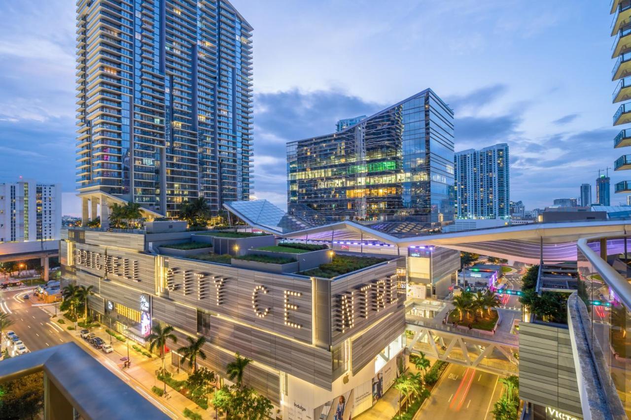 812 Located At Sls Lux Brickell, Managed And Operated By And The Beaches Hotel Miami
