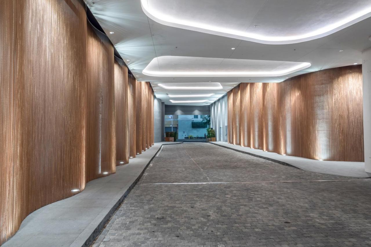812 Located At Sls Lux Brickell, Managed And Operated By And The Beaches 4* Miami