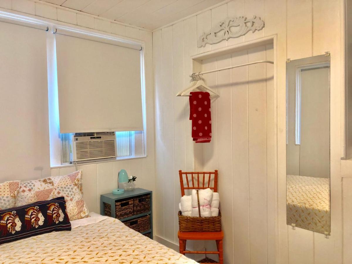 Private With Free Parking Homestay *