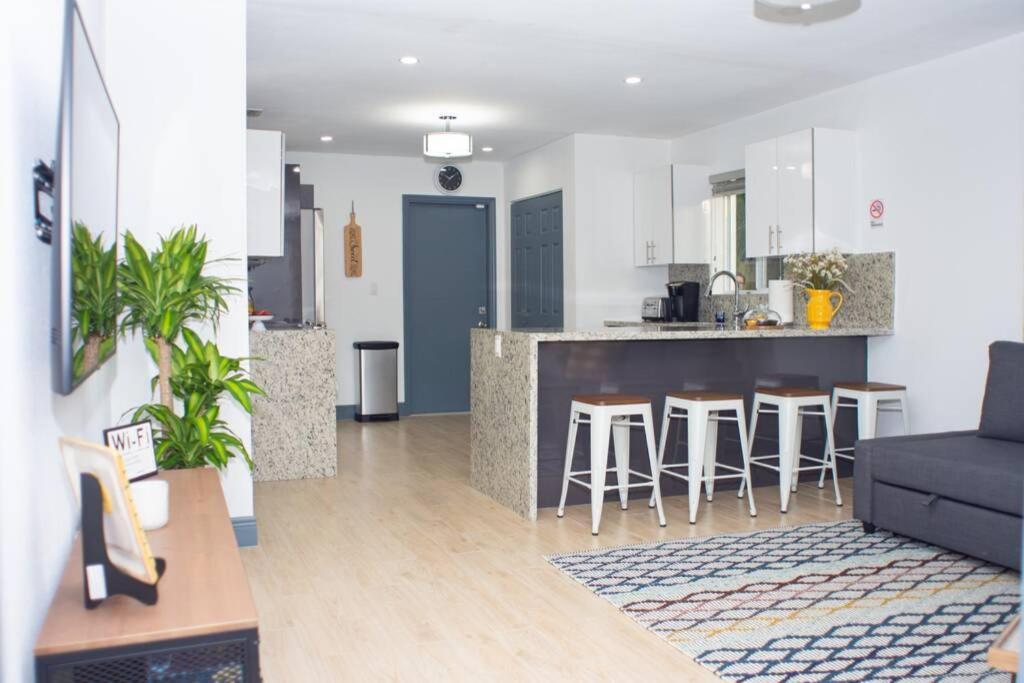 Casa Madeira @ The Heart Of Design District Holiday home