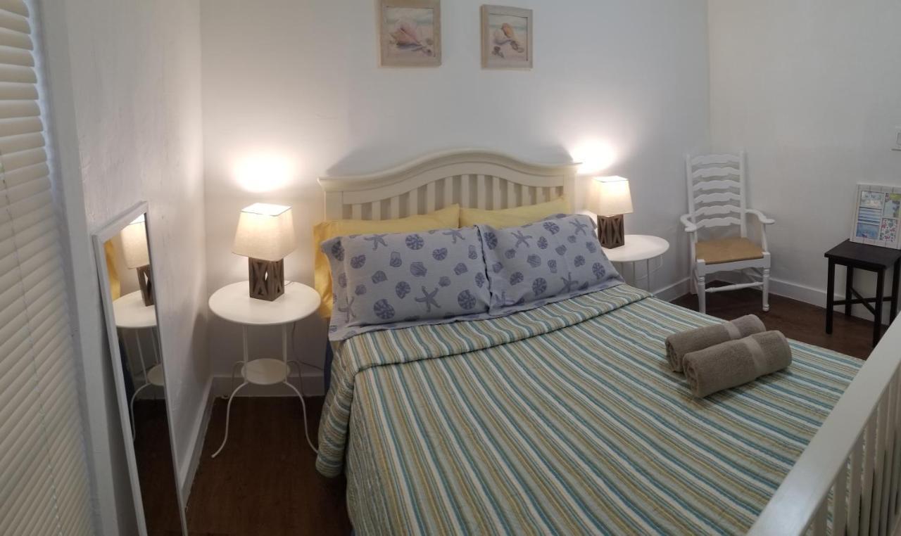 Guest house La Azul - A Beachy In *